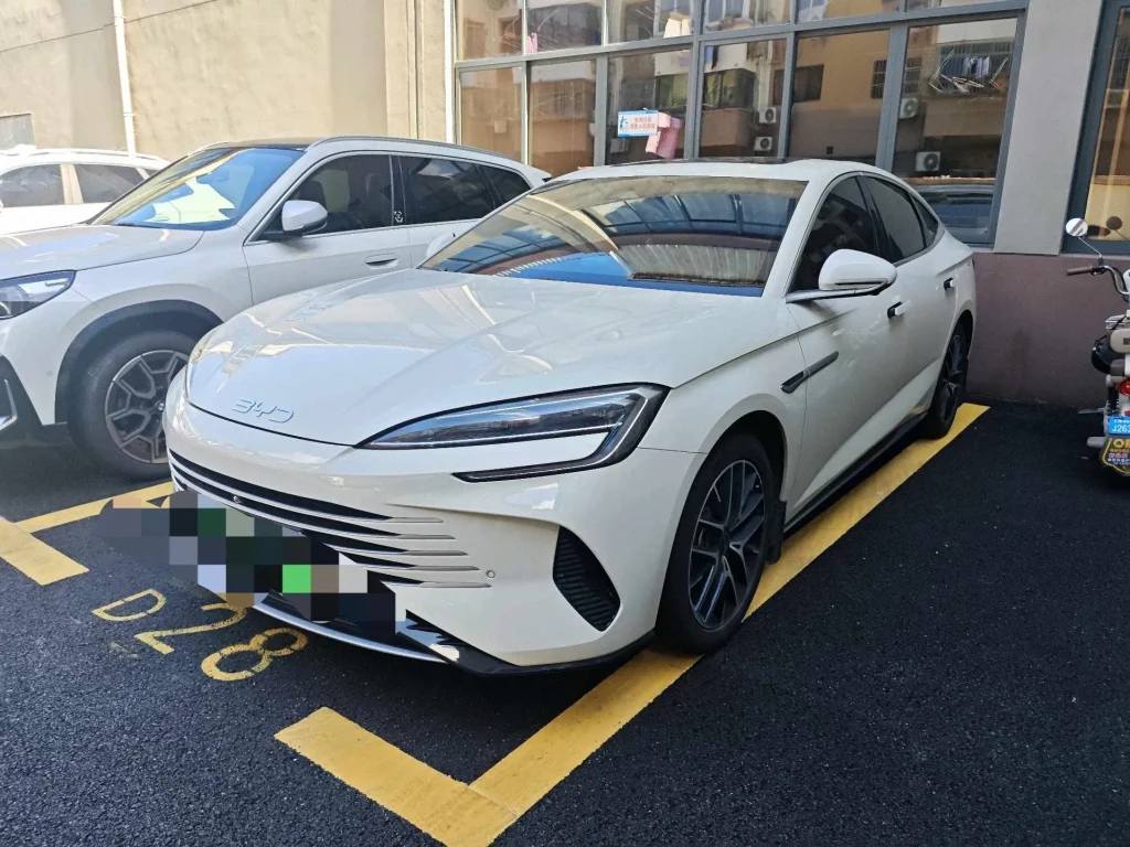 2025 BYD Seal07 DM-i 1.5L 101HP L4 E-CVT PHEV 17.6KWH 125km
