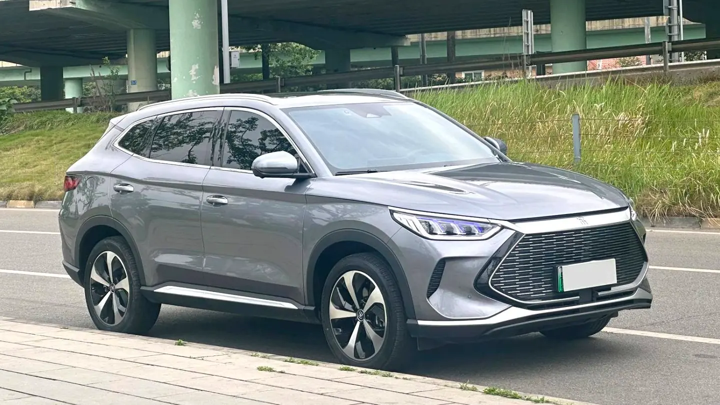 Chinese hybrid cars